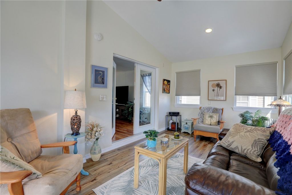 7698 Fox Hunter Circle, Micco, FL 32976 Photo