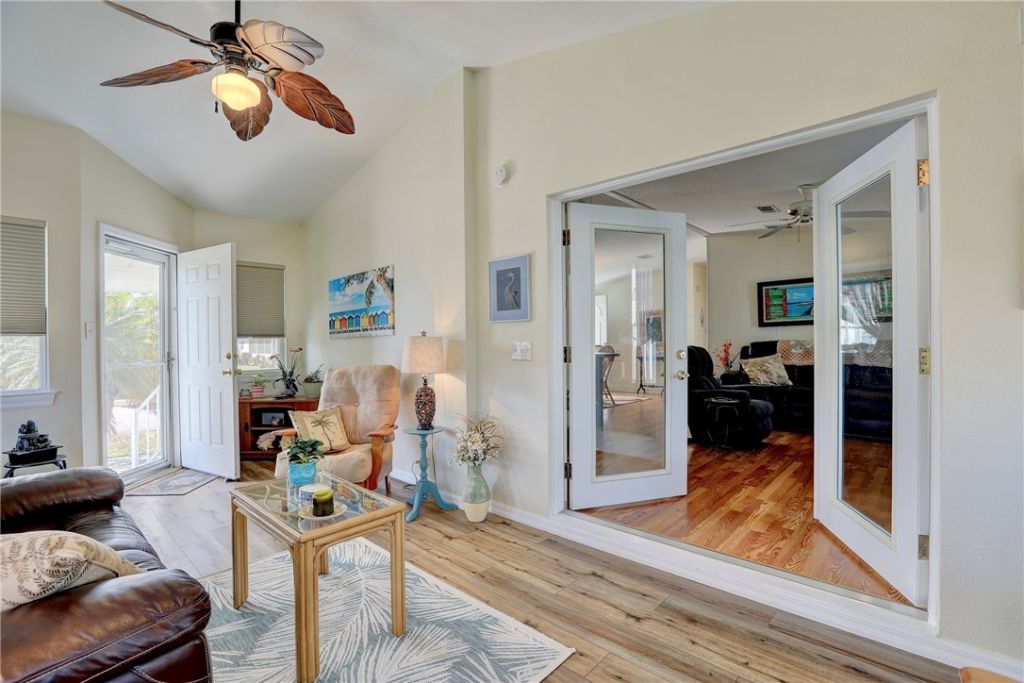 7698 Fox Hunter Circle, Micco, FL 32976 Photo