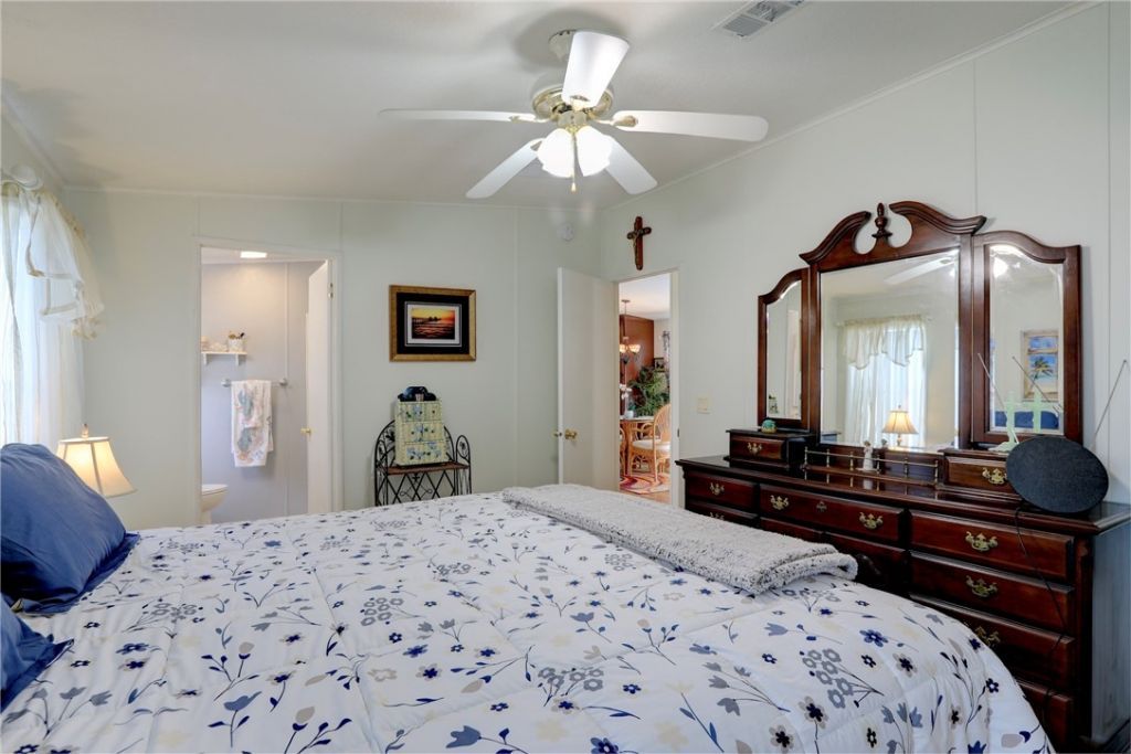 7698 Fox Hunter Circle, Micco, FL 32976 Photo