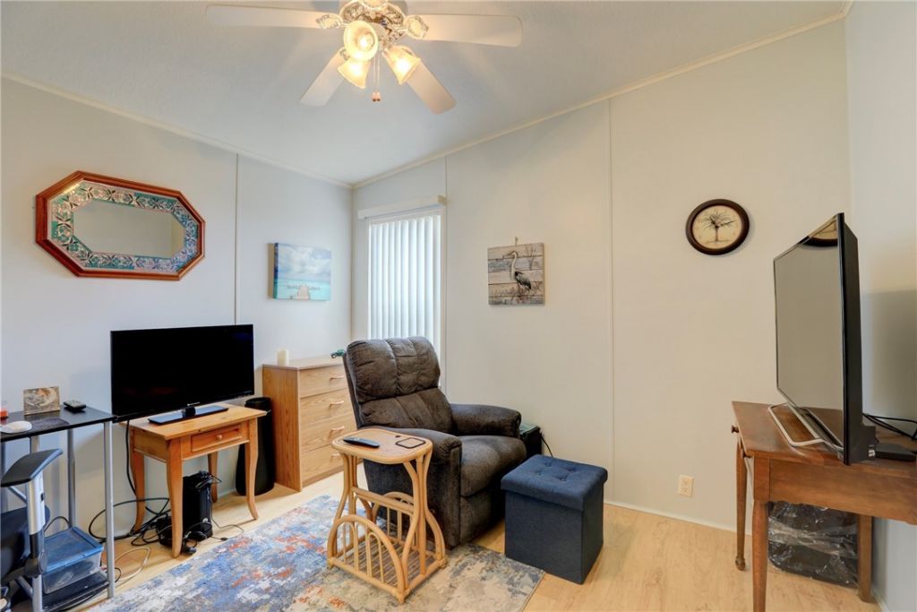 7698 Fox Hunter Circle, Micco, FL 32976 Photo