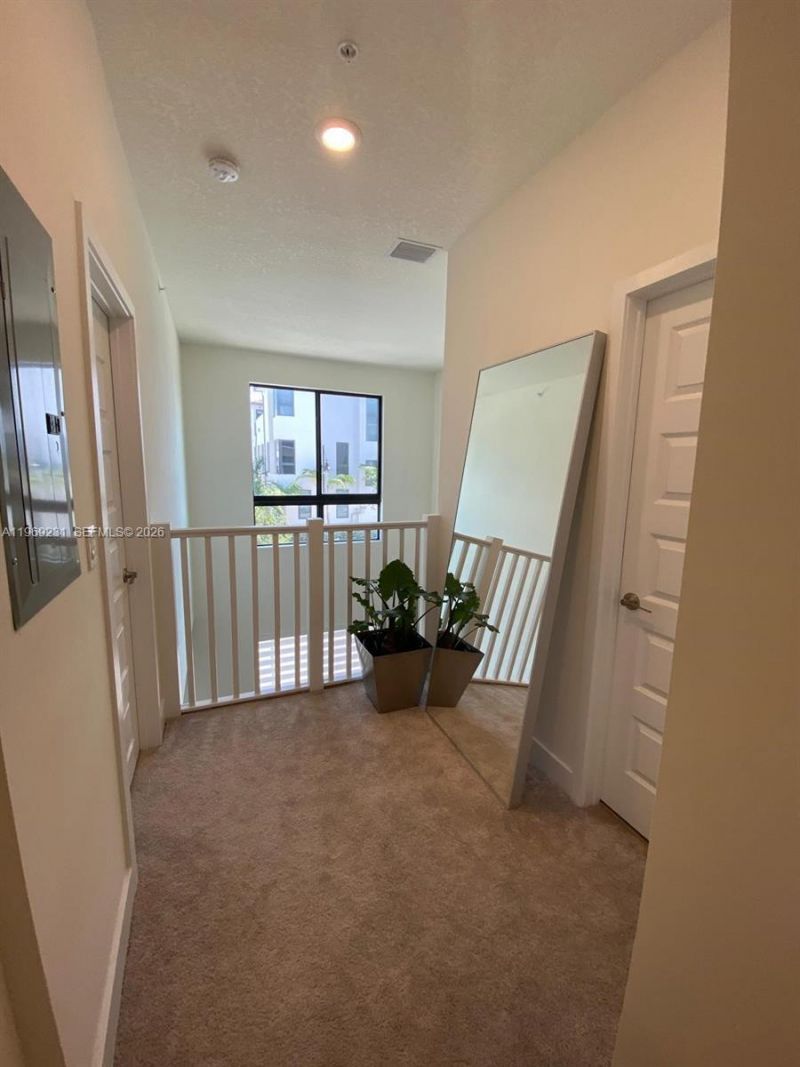 4745 NW 84th Ct, Unit 14, Doral, FL 33166 Photo