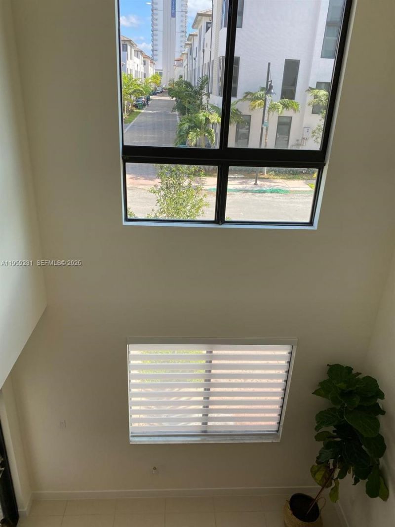 4745 NW 84th Ct, Unit 14, Doral, FL 33166 Photo