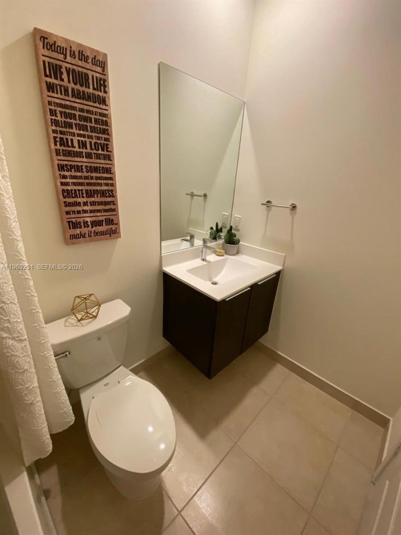 4745 NW 84th Ct, Unit 14, Doral, FL 33166 Photo