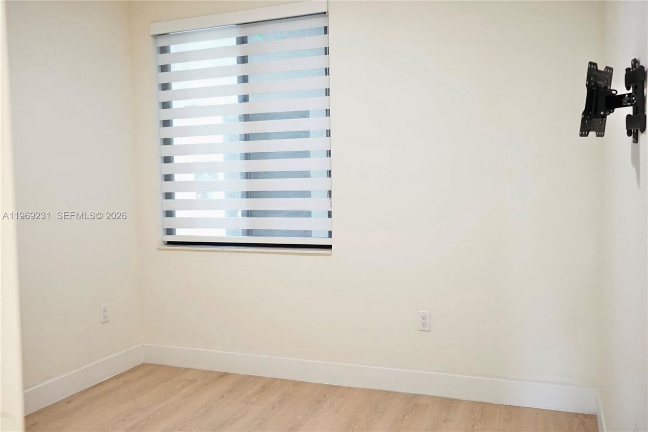 4745 NW 84th Ct, Unit 14, Doral, FL 33166 Photo