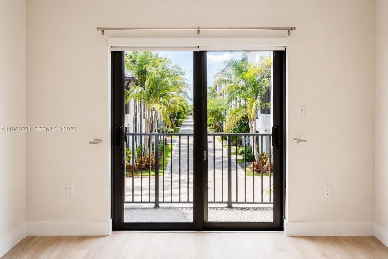4745 NW 84th Ct, Unit 14, Doral, FL 33166 Photo