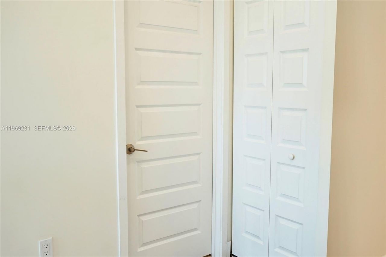 4745 NW 84th Ct, Unit 14, Doral, FL 33166 Photo