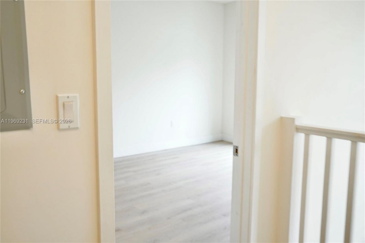 4745 NW 84th Ct, Unit 14, Doral, FL 33166 Photo