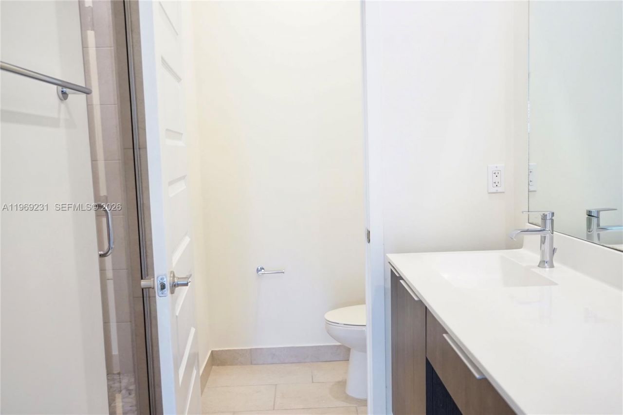 4745 NW 84th Ct, Unit 14, Doral, FL 33166 Photo
