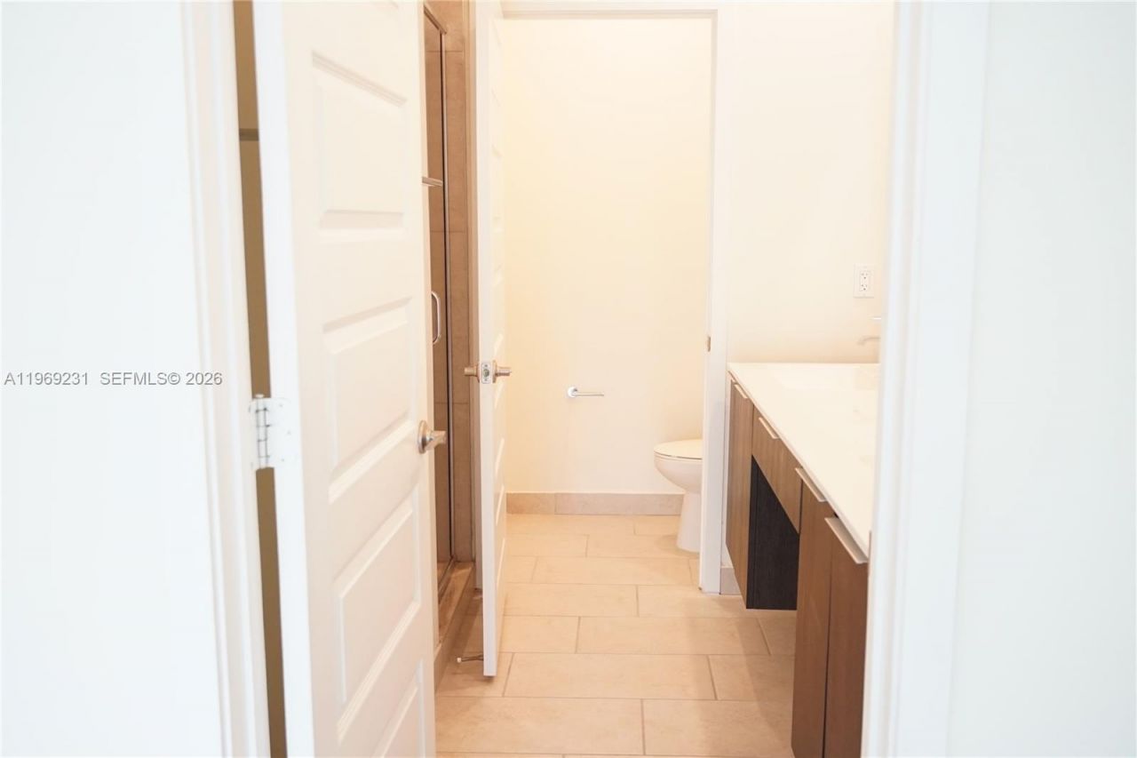 4745 NW 84th Ct, Unit 14, Doral, FL 33166 Photo