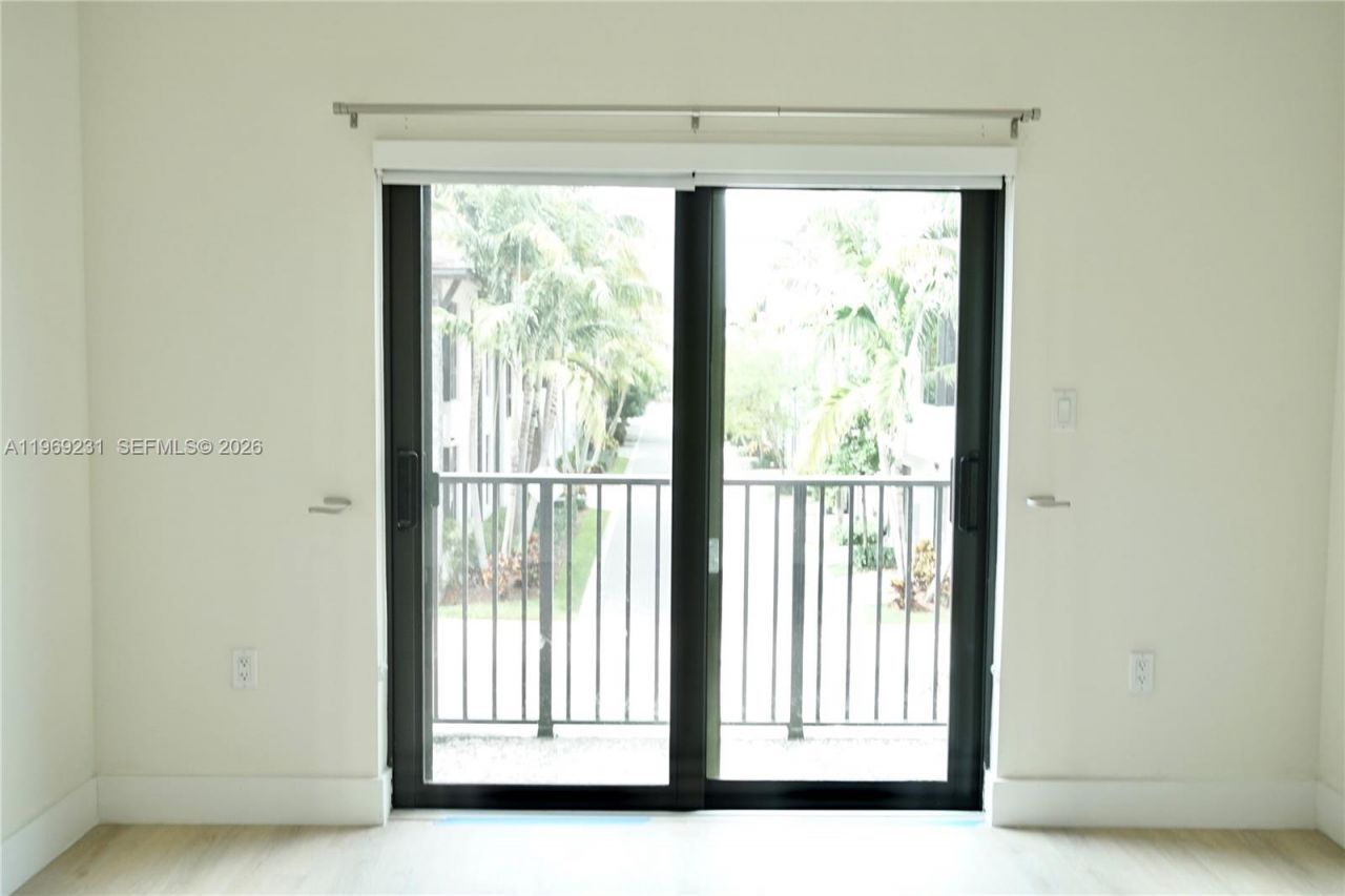 4745 NW 84th Ct, Unit 14, Doral, FL 33166 Photo