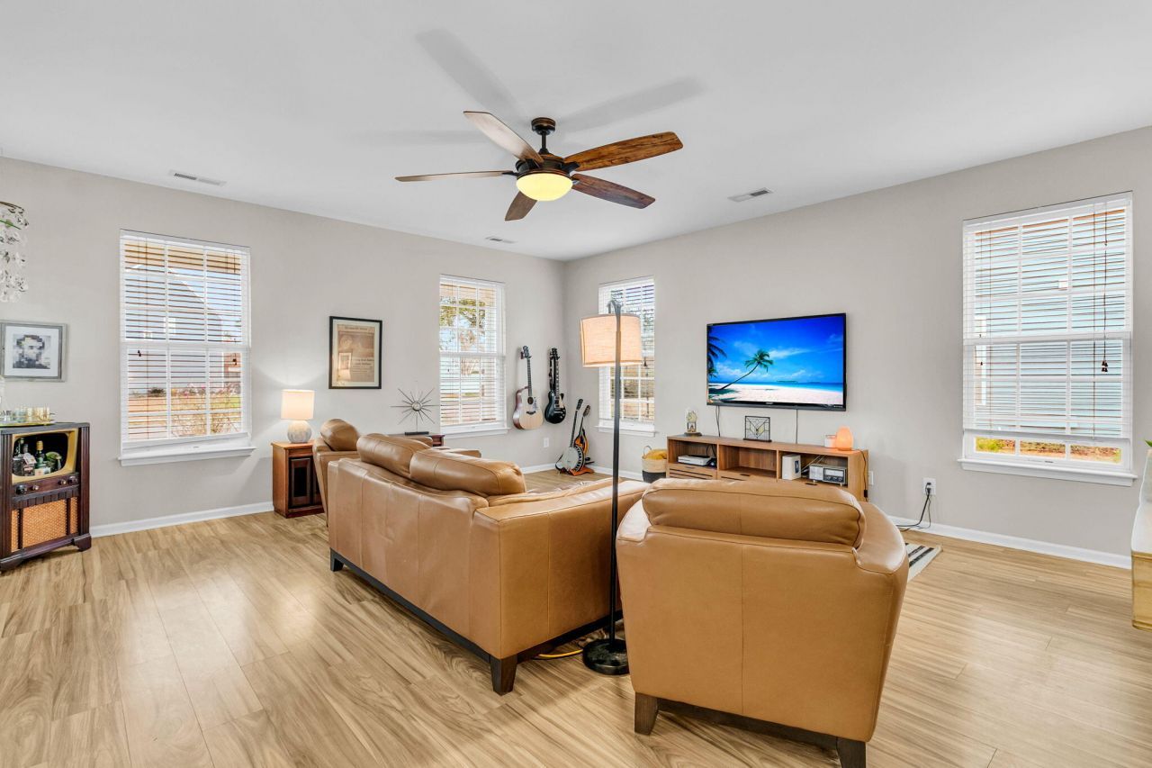 4801 E Red Maple Circle Photo 32