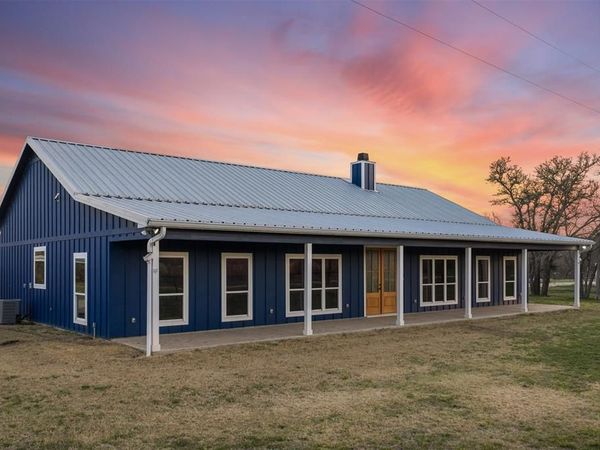 1435 County Road 3550 , Valley Mills, TX 76689