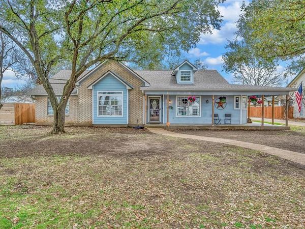 724 W 4th Street, McGregor, TX 76657