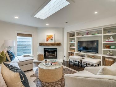 5947 Goodwin Avenue, Dallas, TX 75206