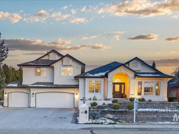 817 E Highland View Dr, Boise, ID 83702