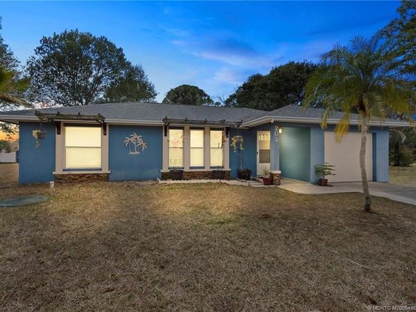 202 SW Voltair Terrace, Port St Lucie, FL 34984