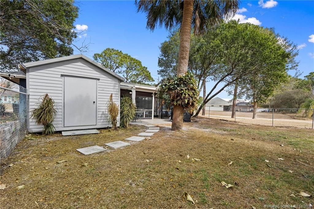 202 SW Voltair Terrace, Port Saint Lucie, FL 34984 Photo