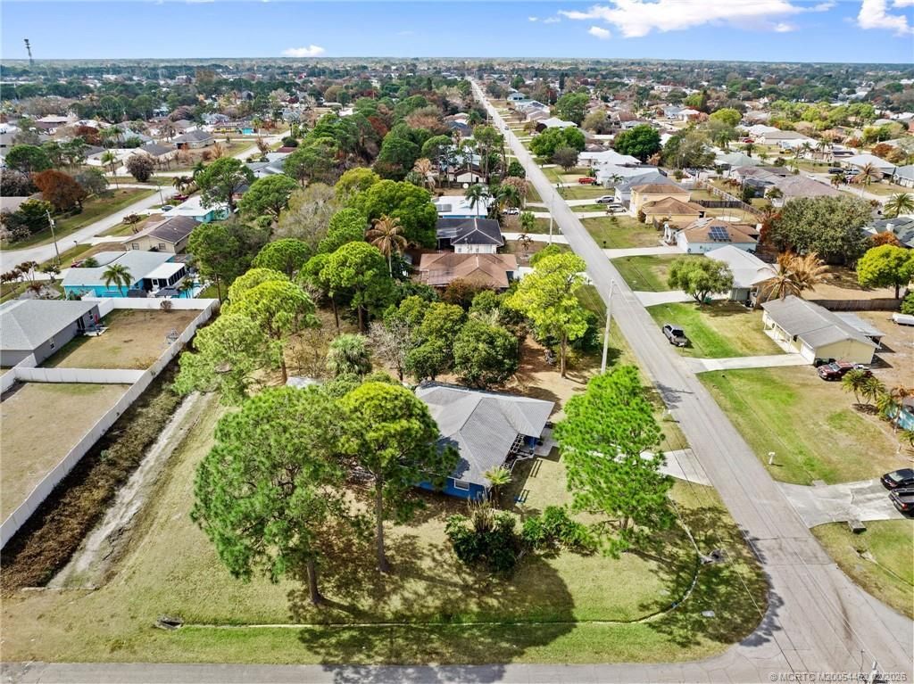 202 SW Voltair Terrace, Port Saint Lucie, FL 34984 Photo