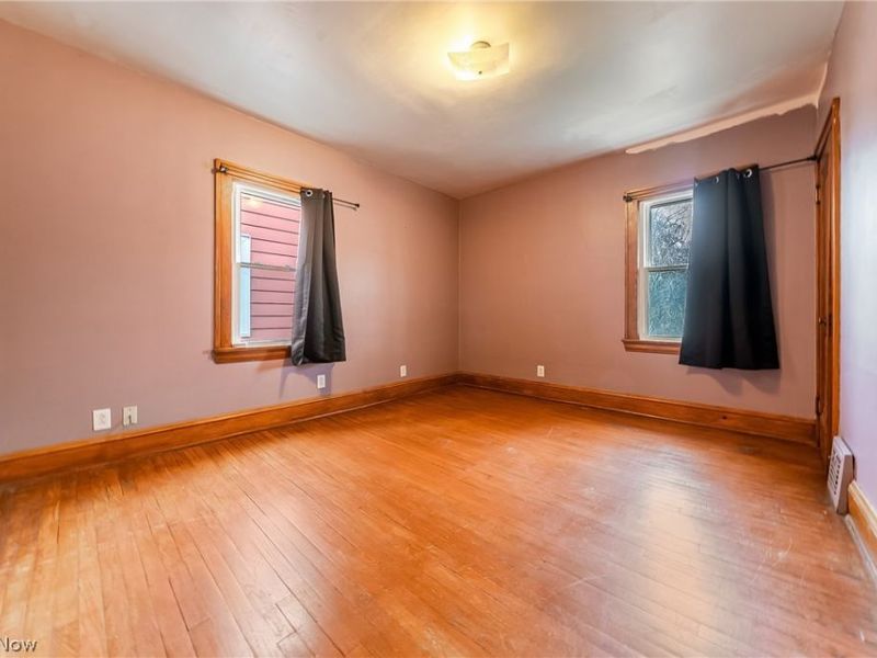 5202 Stickney, Cleveland, OH 44144 Photo 17