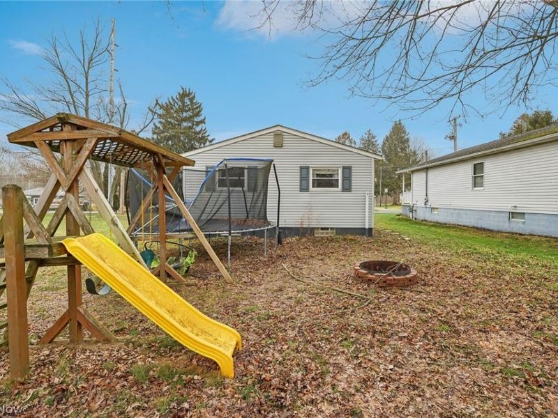 2688 Meadow Drive, Akron, OH 44312 Photo 27