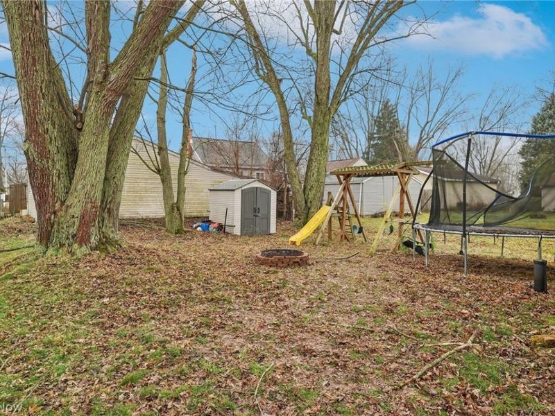 2688 Meadow Drive, Akron, OH 44312 Photo 30