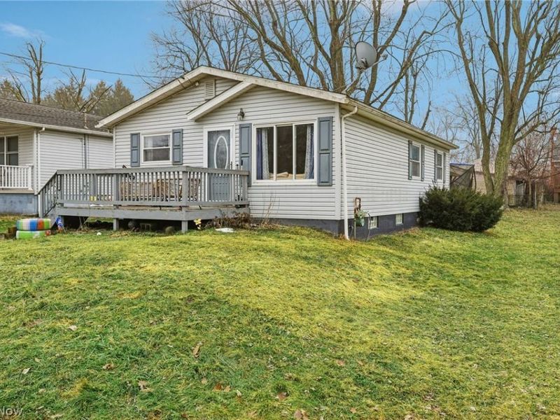 2688 Meadow Drive, Akron, OH 44312 Photo 5