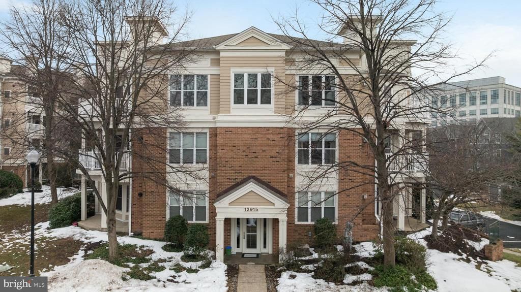 12915 Alton Square, Unit 411, Herndon, VA 20170 Main Photo