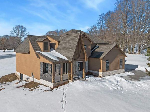 3565 Reserve Drive, Boyne City, MI 49712