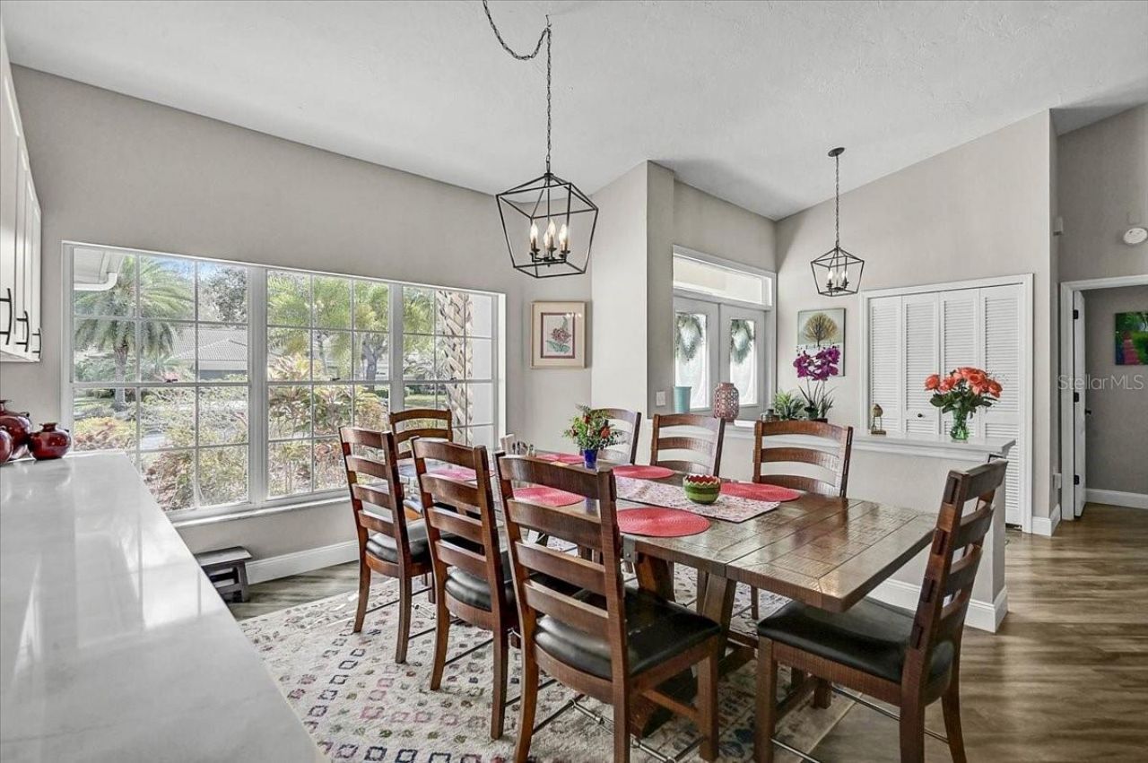 4427 Highland Oaks Circle, Sarasota, FL 34235 Photo