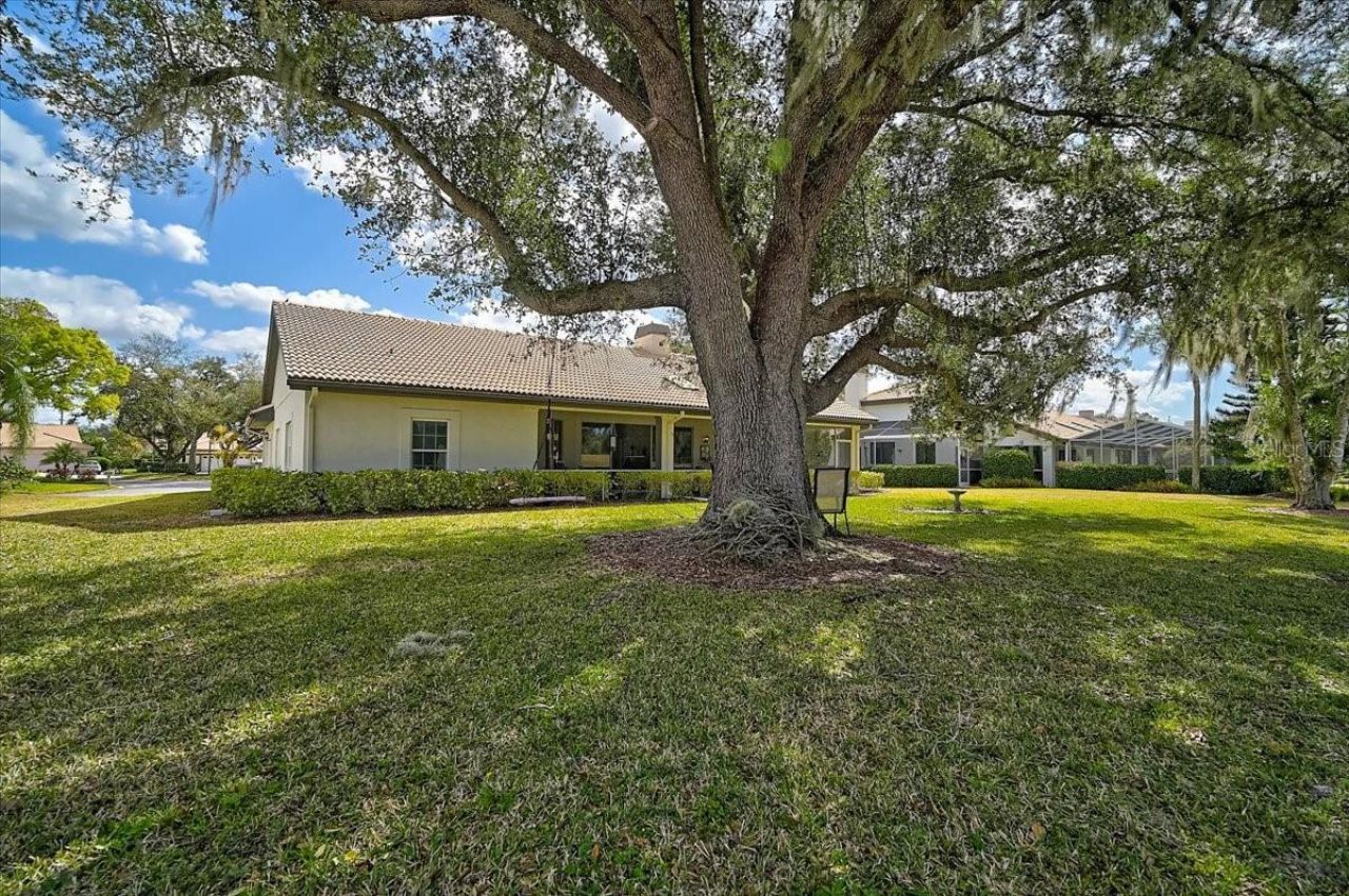 4427 Highland Oaks Circle, Sarasota, FL 34235 Photo