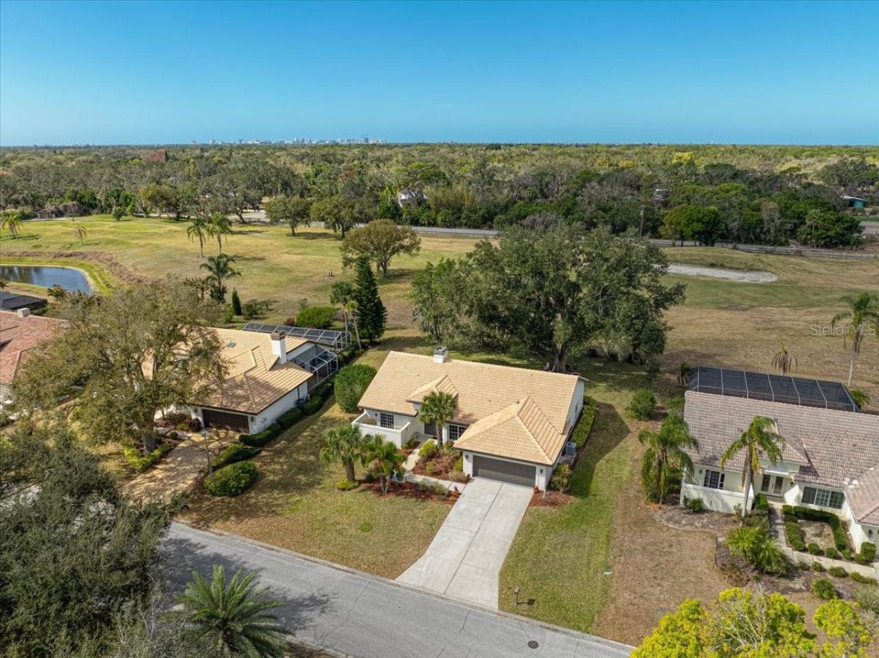 4427 Highland Oaks Circle, Sarasota, FL 34235 Photo