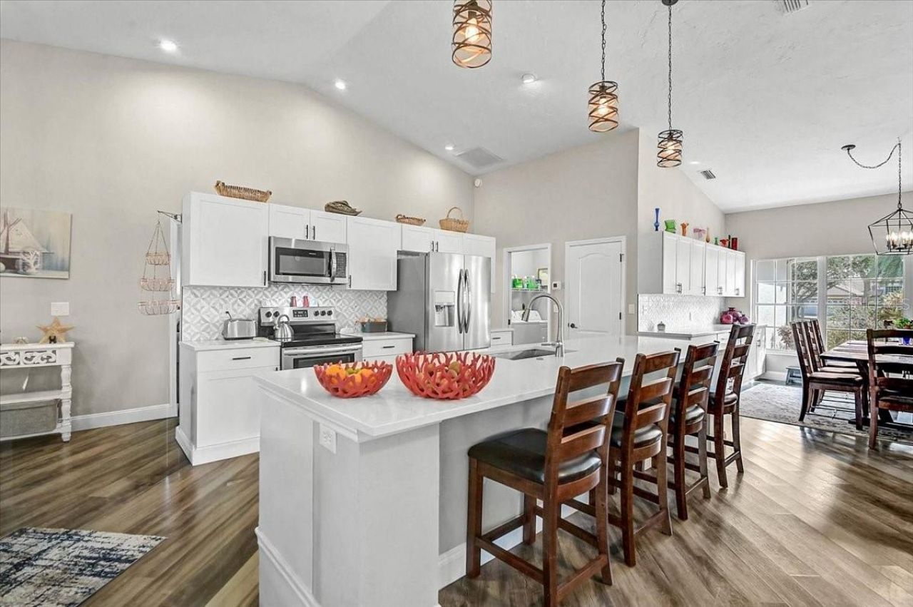 4427 Highland Oaks Circle, Sarasota, FL 34235 Photo