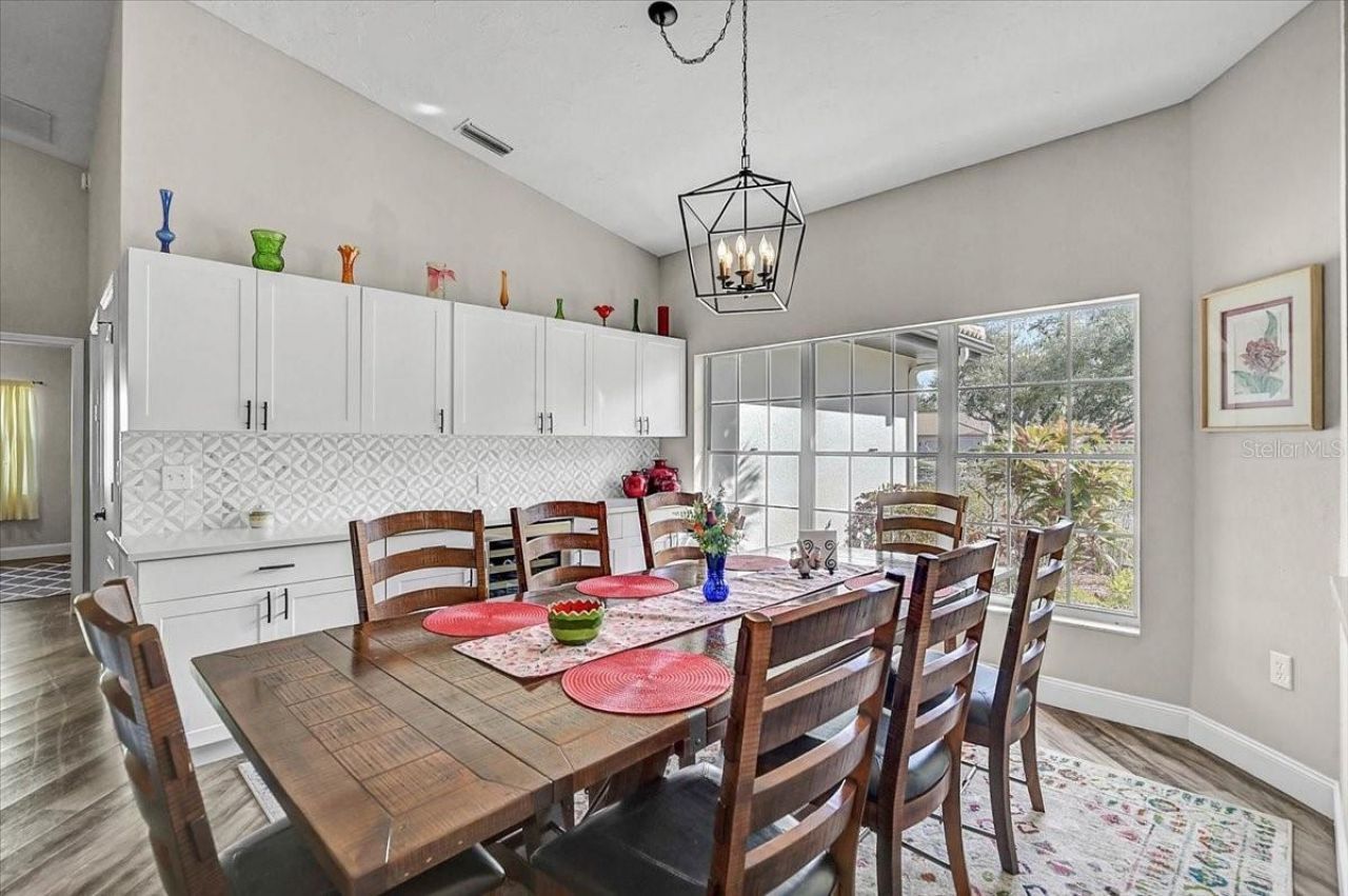 4427 Highland Oaks Circle, Sarasota, FL 34235 Photo