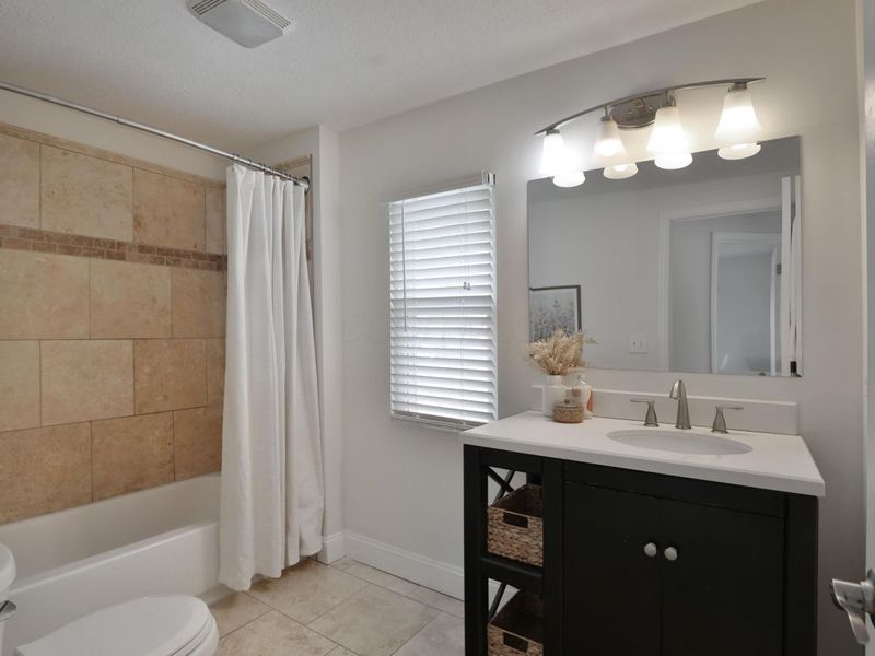 148 E Welch Avenue, Columbus, OH 43207 Photo 30