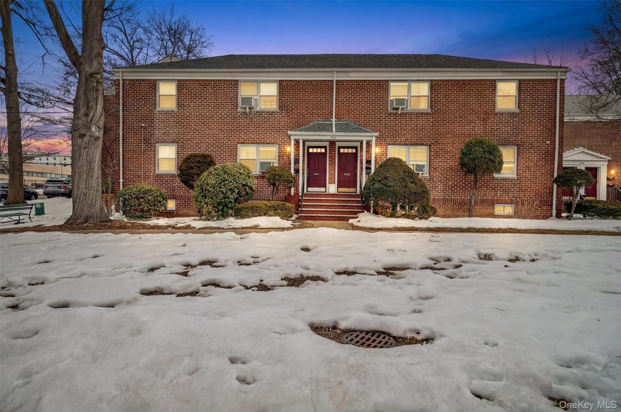 540 Tuckahoe Road, Unit 3B, Yonkers, NY 10710 Main Photo