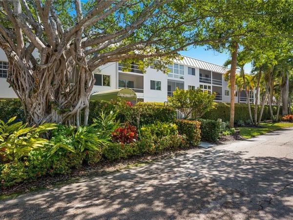72 7th ST S, Unit 108, NAPLES, FL 34102