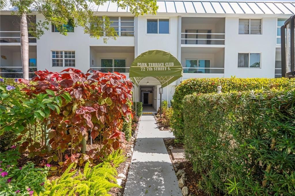 72 7th St S, Unit 108, Naples, FL 34102 Photo