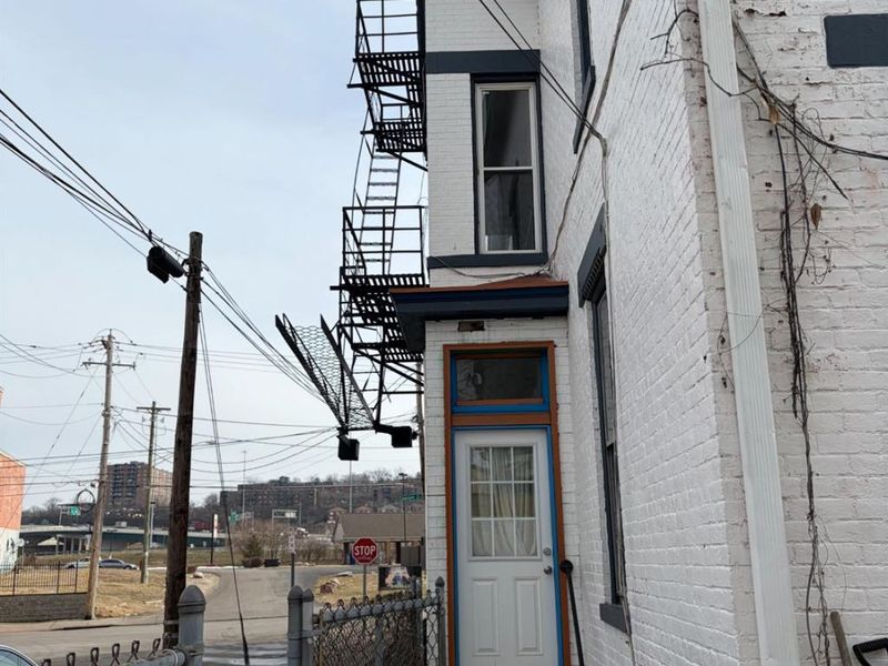 3027 Colerain Avenue, Cincinnati, OH 45225 Photo 4