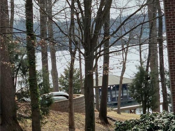 176 Broadview Circle, Mooresville, NC 28117