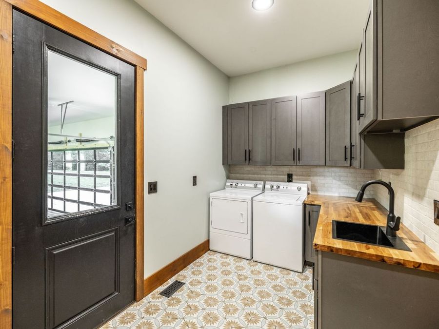 Property Image 89