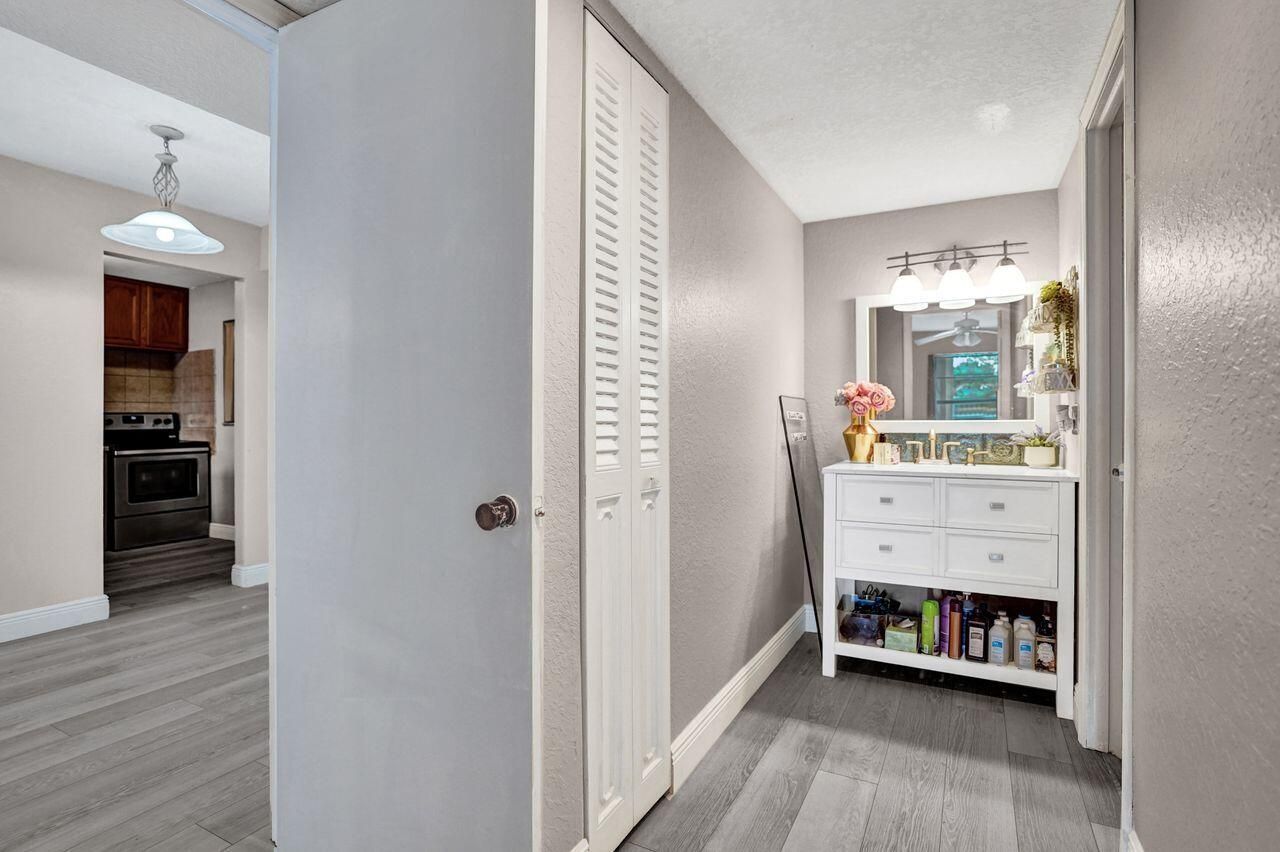 12014 Greenway Circle S, Unit 109, Royal Palm Beach, FL 33411 Photo