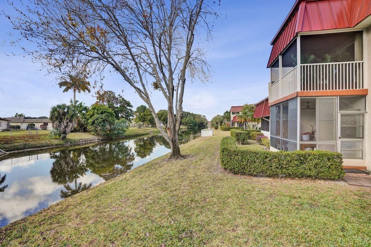 12014 Greenway Circle S, Unit 109, Royal Palm Beach, FL 33411 Photo