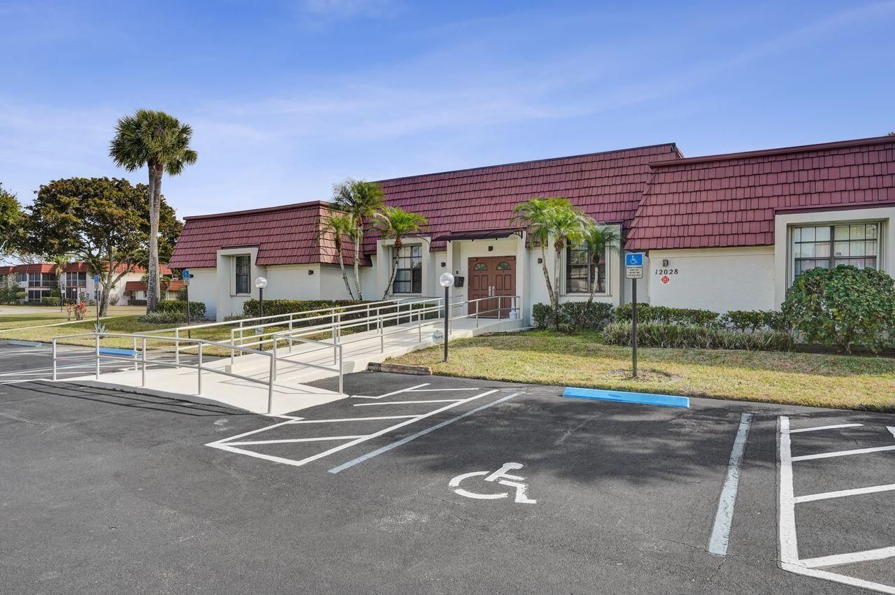 12014 Greenway Circle S, Unit 109, Royal Palm Beach, FL 33411 Photo