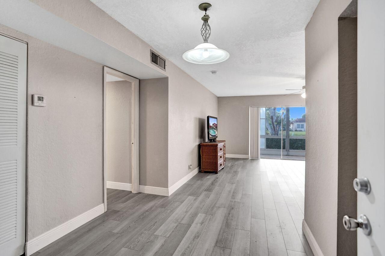 12014 Greenway Circle S, Unit 109, Royal Palm Beach, FL 33411 Photo