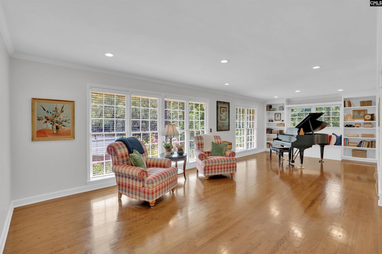 5918 Woodvine Road Photo 11