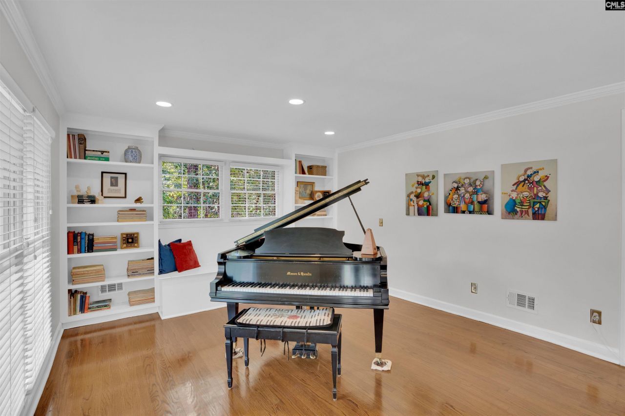 5918 Woodvine Road Photo 13