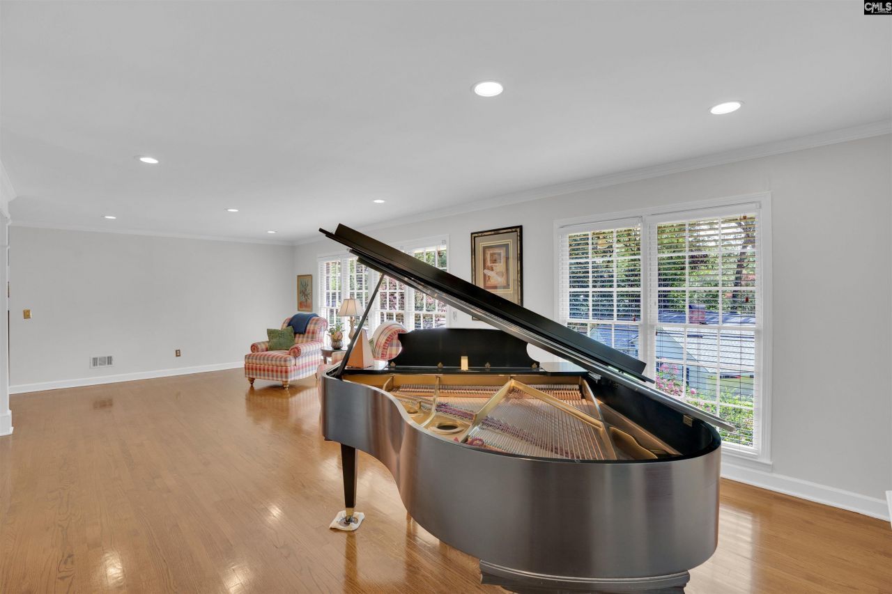 5918 Woodvine Road Photo 14