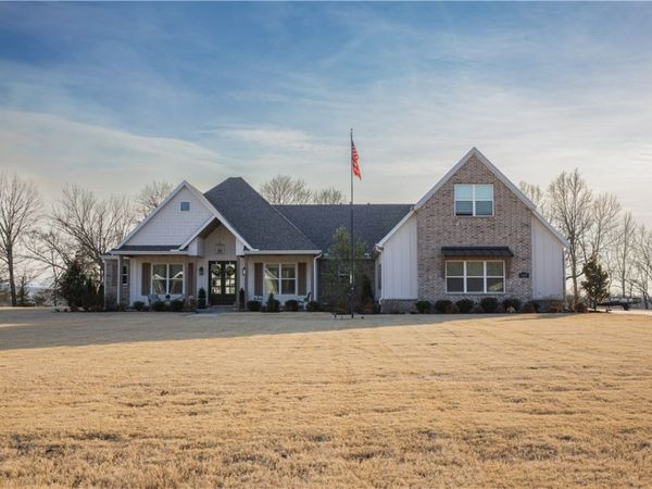 1455 River Point, Fayetteville, AR 72703