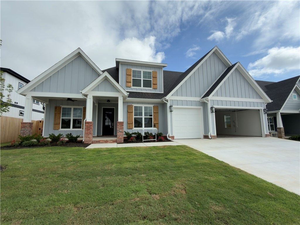 2708 Lunar Avenue Lowell, AR 72745