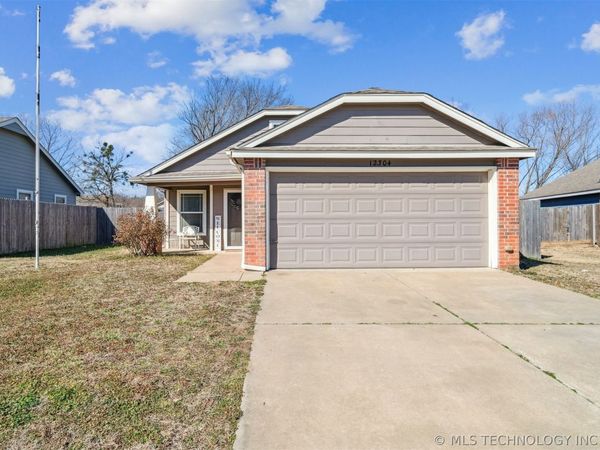 12304 S 270th East Avenue, Coweta, OK 74429